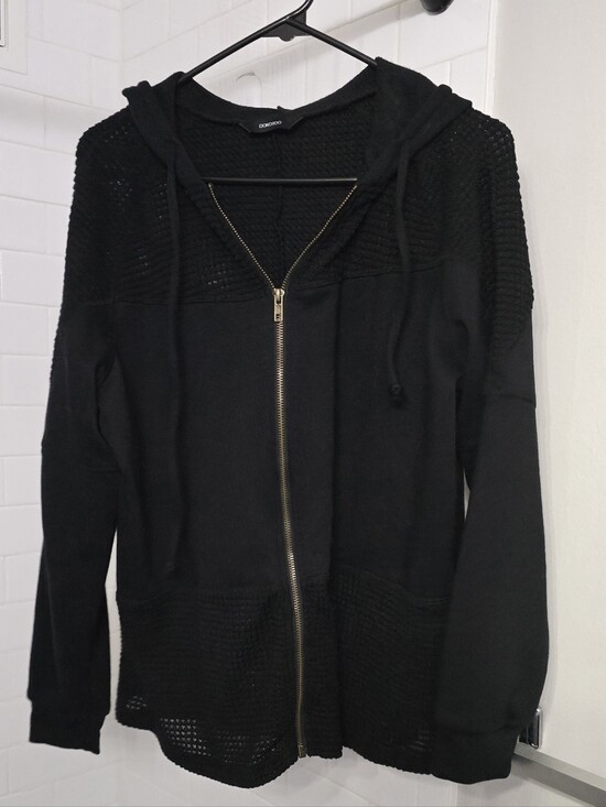 Dokotoo Tops - Black Hooded Zip-Up with Gold Zipper